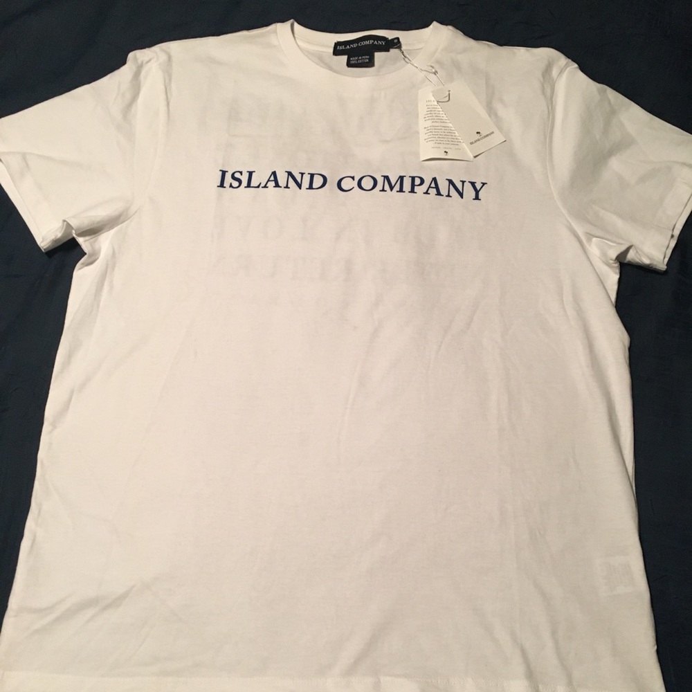 White T-shirt Island Company